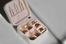 Load image into Gallery viewer, small travel jewelry case