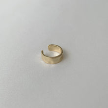 Load image into Gallery viewer, wave ear cuff