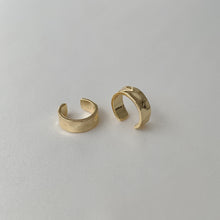 Load image into Gallery viewer, wave ear cuff
