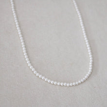 Load image into Gallery viewer, pearl necklace
