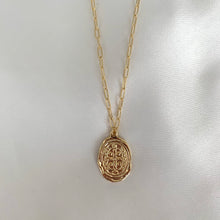 Load image into Gallery viewer, stamped pendant andee necklace
