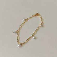 Load image into Gallery viewer, pearl rain bracelet
