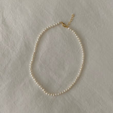 Load image into Gallery viewer, freshwater pearl choker
